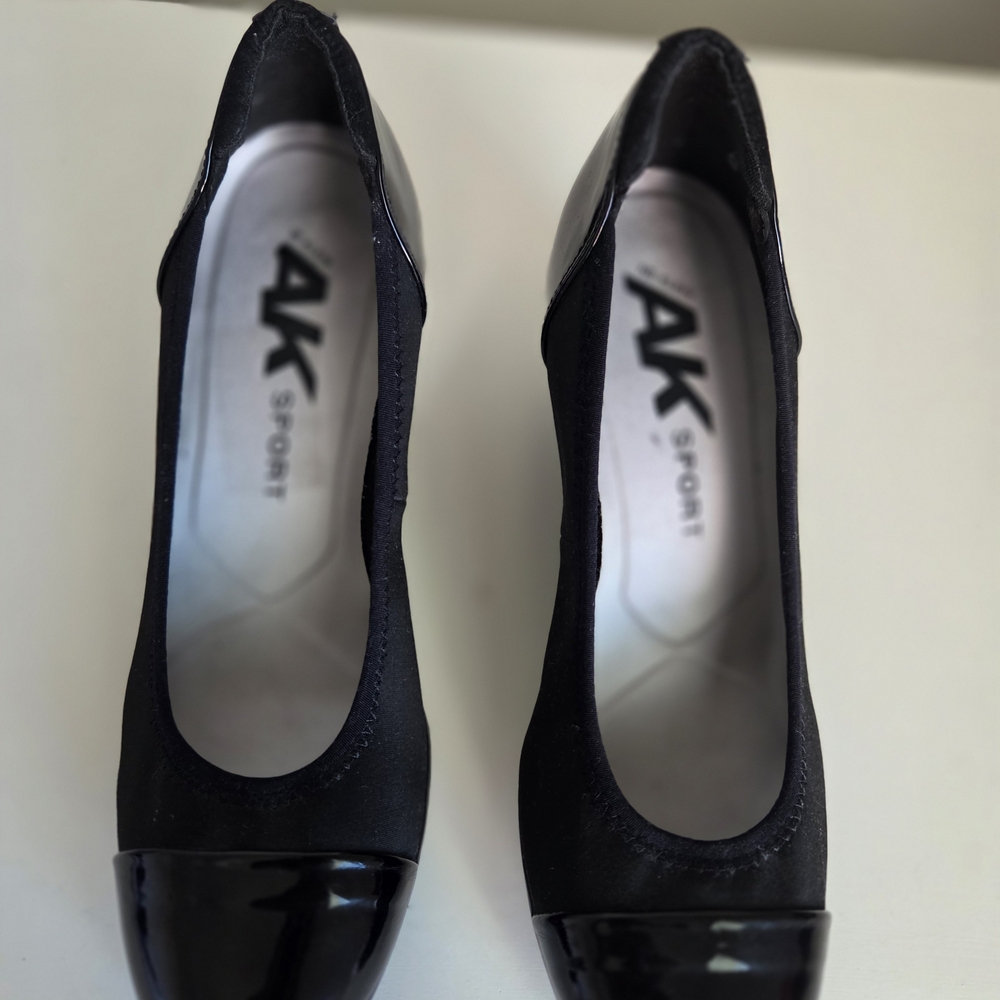 Anne Klein Black Wedges